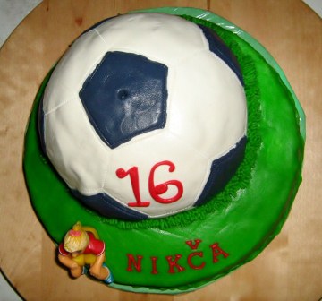 Fotbalistka (2)